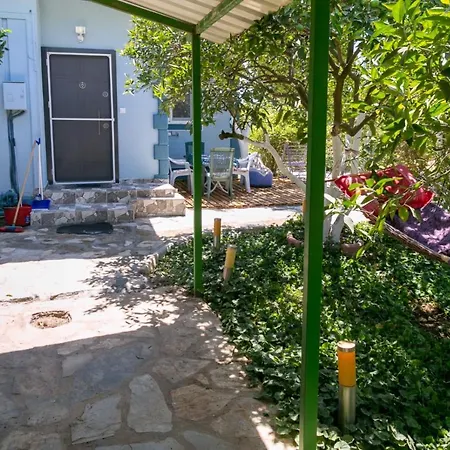 Casa de Férias Portakal Bahçesinde Huzurlu Küçük Ev *